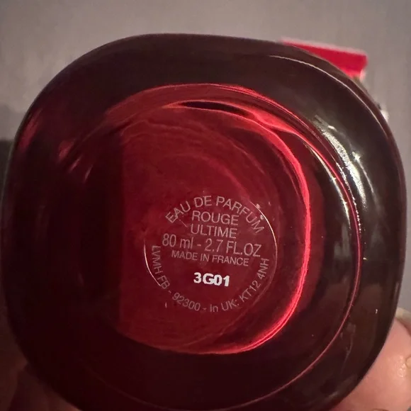 Givenchy L’interdit Rouge Ultime - Picture 7 of 7